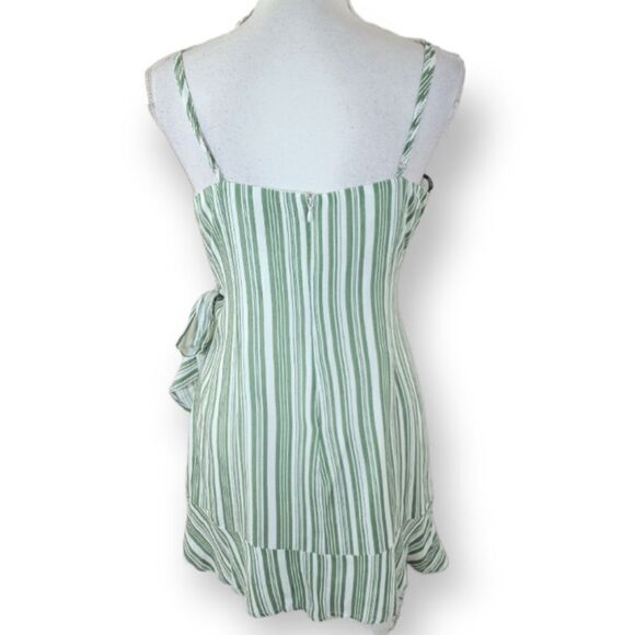 FOREVER 21 WHITE & GREEN STRIPE WRAP DRESS SZ.L NWT - Picture 9 of 13